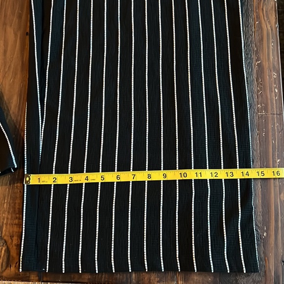 Lane Bryant 18/20 Black & White Pinstripe Jumpsuit - Picture 13 of 17